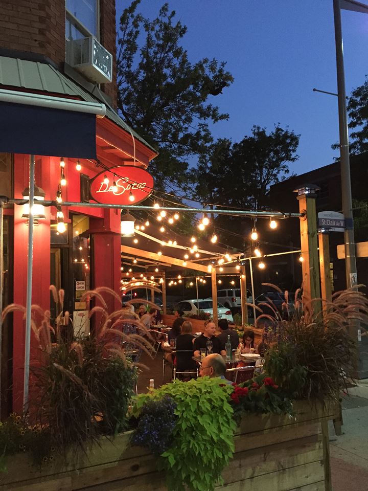 DeSotos Eatery | 1079 St Clair Ave W, Toronto, ON M6E 1A6, Canada | Phone: (416) 651-2109