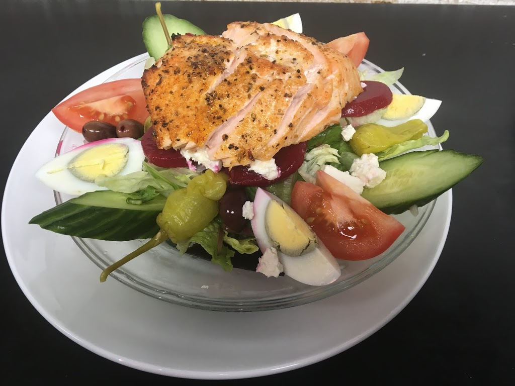 Catch 22 Bistro | 2430 Pointe Tremble Rd, Algonac, MI 48001, USA | Phone: (810) 794-4844