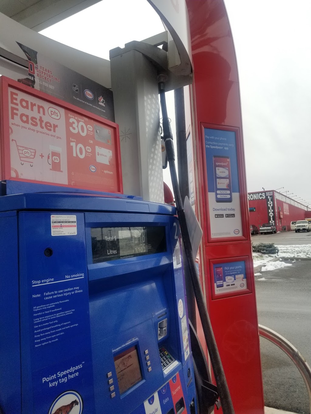 Esso | 5486 Stanley Ave, Niagara Falls, ON L2G 3X2, Canada | Phone: (905) 356-6761