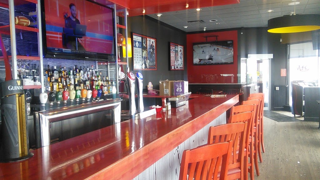 St. Louis Bar & Grill | 494 Veterans Dr Unit 1, Barrie, ON L4N 9J5, Canada | Phone: (705) 728-9555