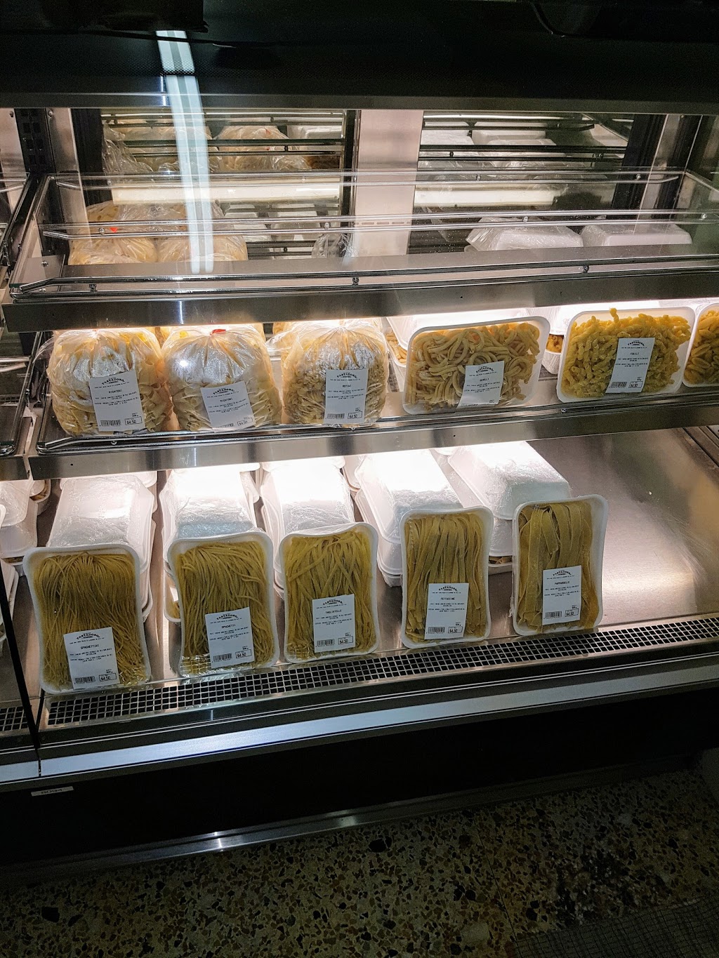 Les Aliments Pastadoro Inc | 5456 Rue Jean-Talon Est, Saint-Léonard, QC H1S 1L6, Canada | Phone: (514) 729-2021