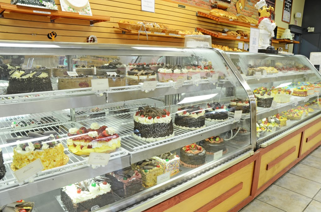 Pâtisserie Aux Délices De La Plaine | 5940 Bd Laurier, Terrebonne, QC J0N 1B0, Canada | Phone: (450) 477-3635