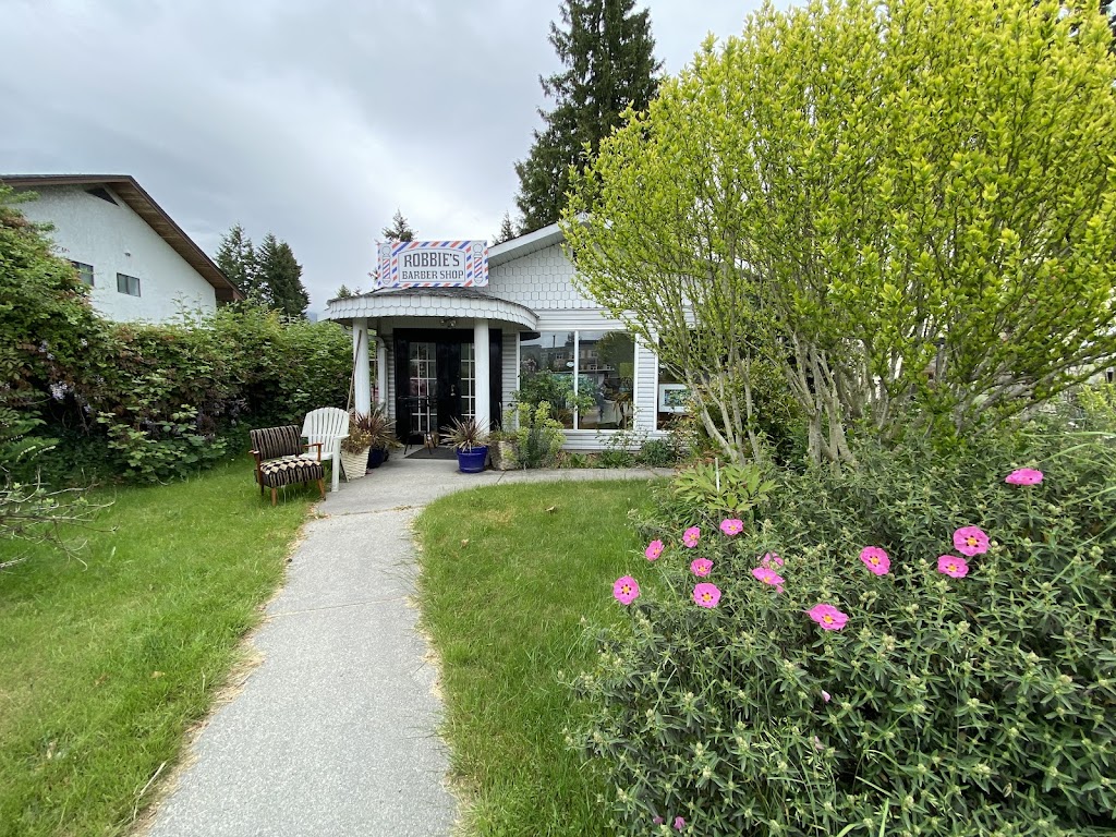 Silk Head Spa | 5662 Wharf Ave, Sechelt, BC V0N 3A0, Canada | Phone: (236) 476-4462