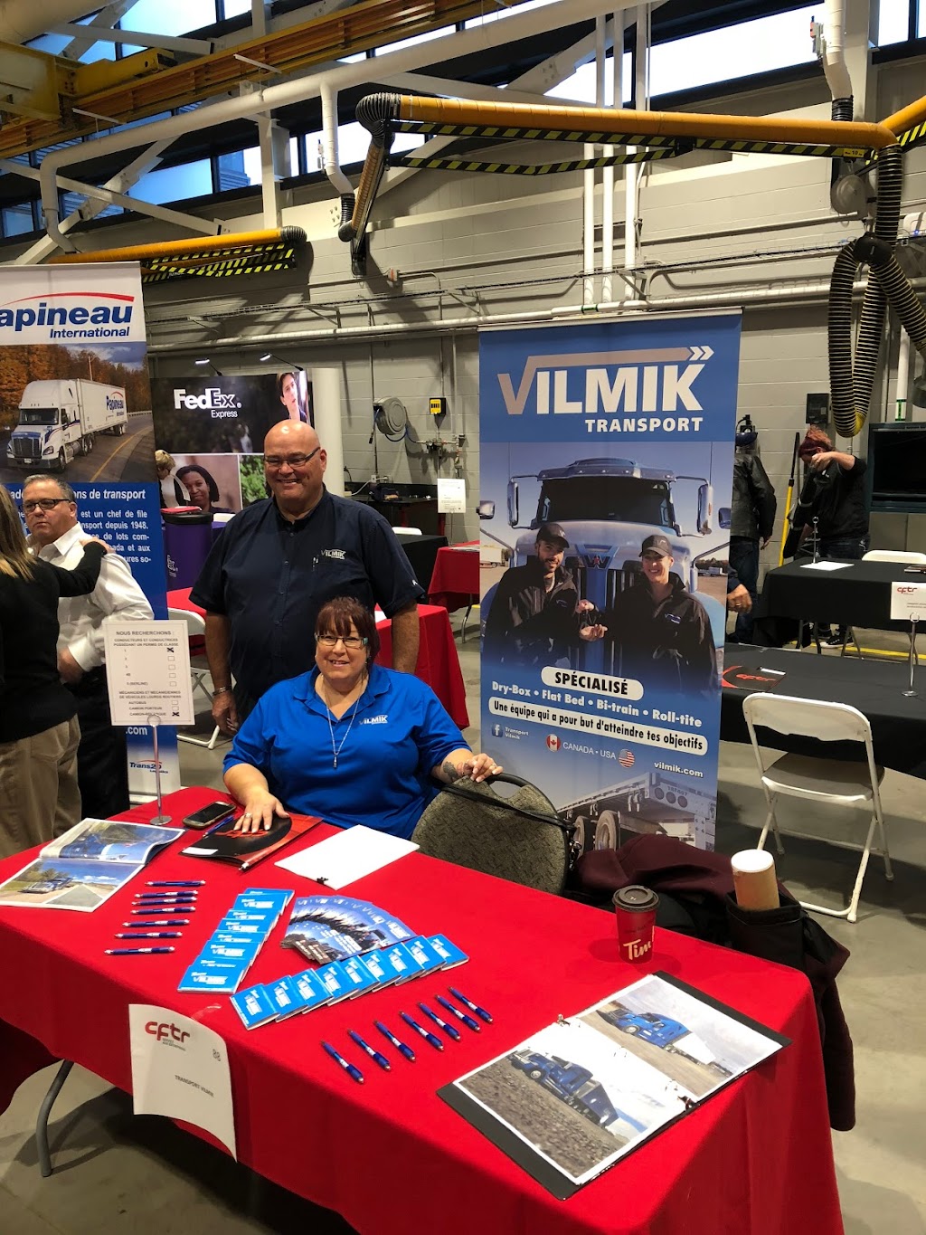 Transport Vilmik | 4141B Rte Marie Victorin, Saint-Robert, QC J0G 1S0, Canada | Phone: (450) 782-2772