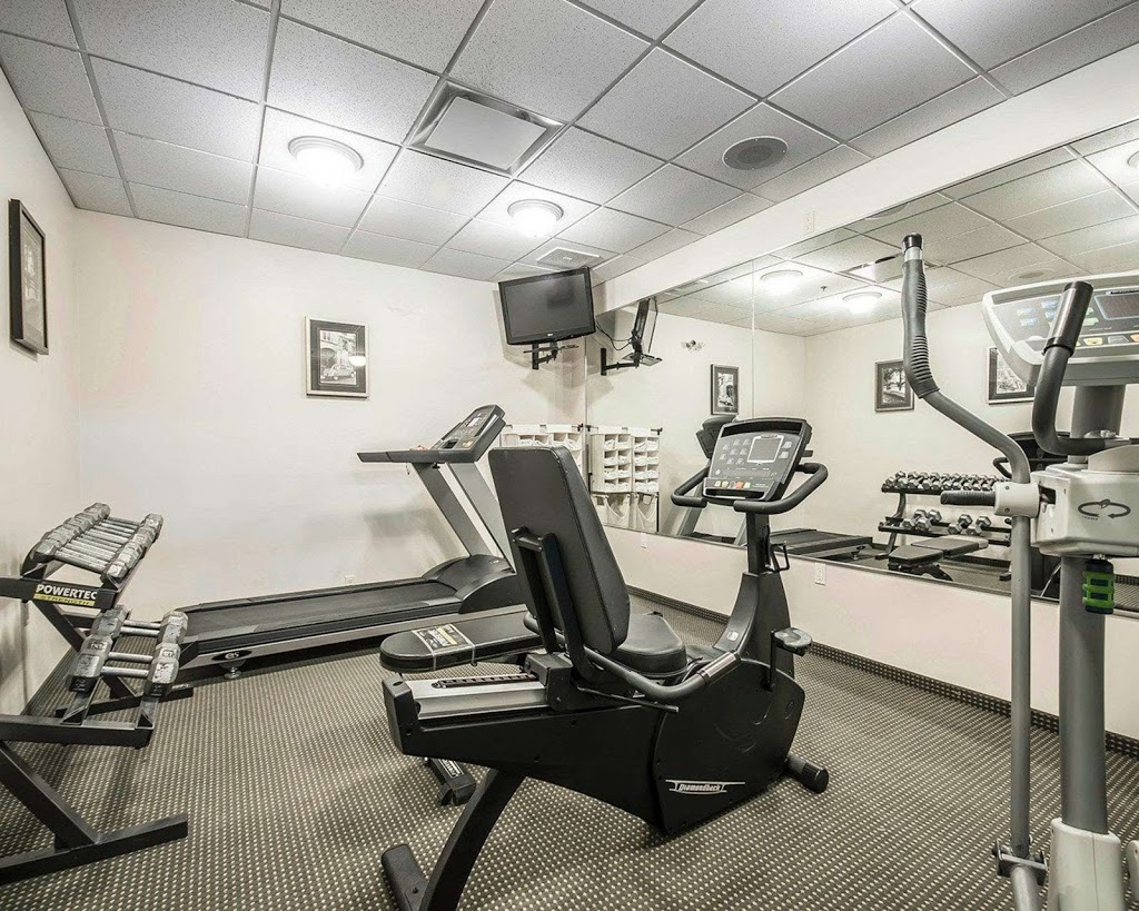 Comfort Inn & Suites | 1090 22 St NE, Salmon Arm, BC V1E 2V5, Canada | Phone: (250) 832-7711
