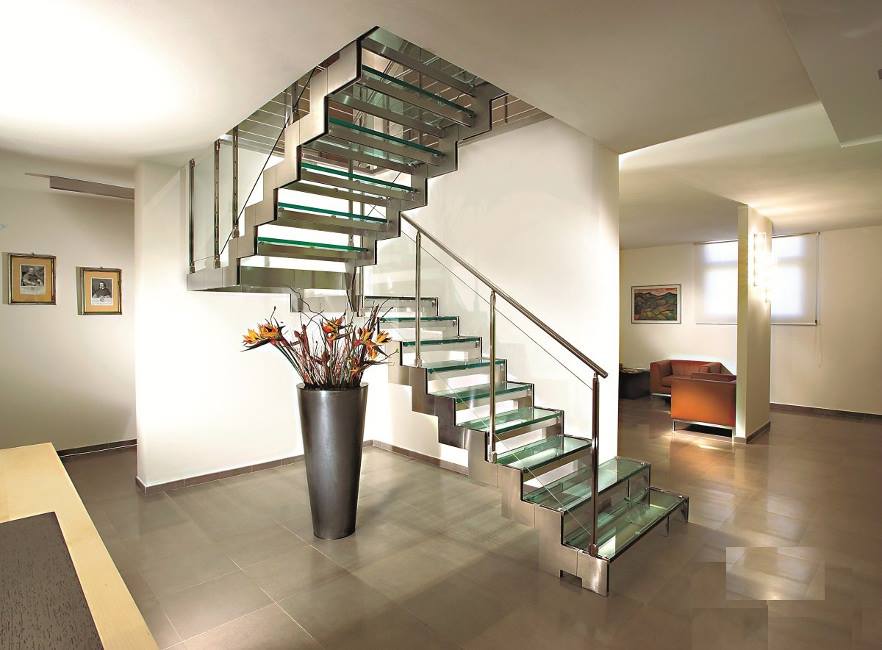 Vitrerie Laplaine Inc | 5333 Boulevard Laurier suite 170, Terrebonne, QC J7M 1W1, Canada | Phone: (450) 477-0859