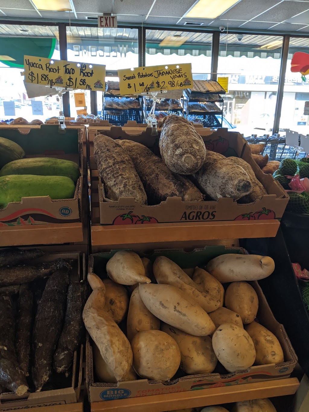 H&W Produce | 9261 34 Ave NW #31, Edmonton, AB T6E 5T5, Canada | Phone: (780) 436-7970
