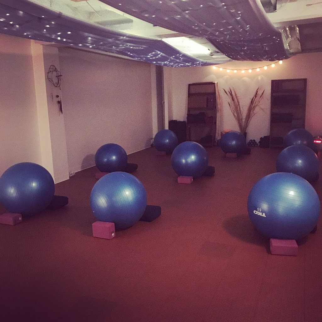 Radiant Health Yoga - Woodstock | 473 Dundas St, Woodstock, ON N4S 1C2, Canada | Phone: (519) 539-0654