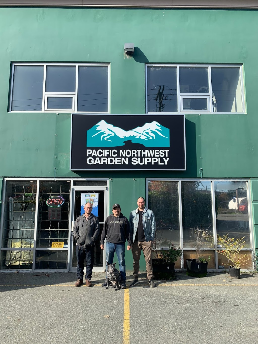 Pacific Northwest Garden Supply Mission | 5-33111 London Ave, Mission, BC V2V 4P9, Canada | Phone: (604) 820-8815