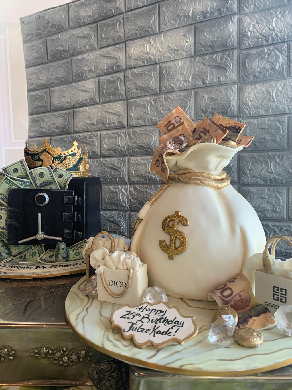 CakeStar | 3431 Lake Shore Blvd W, Etobicoke, ON M8W 1N2, Canada | Phone: (416) 259-9053