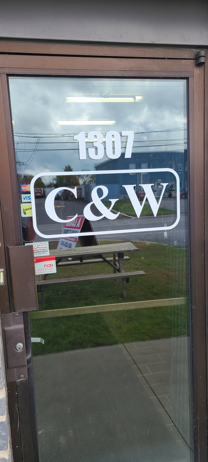 Les camions C & W Inc | 1307 1re Avenue, Sainte-Catherine, QC J5C 1C5, Canada | Phone: (450) 993-4126
