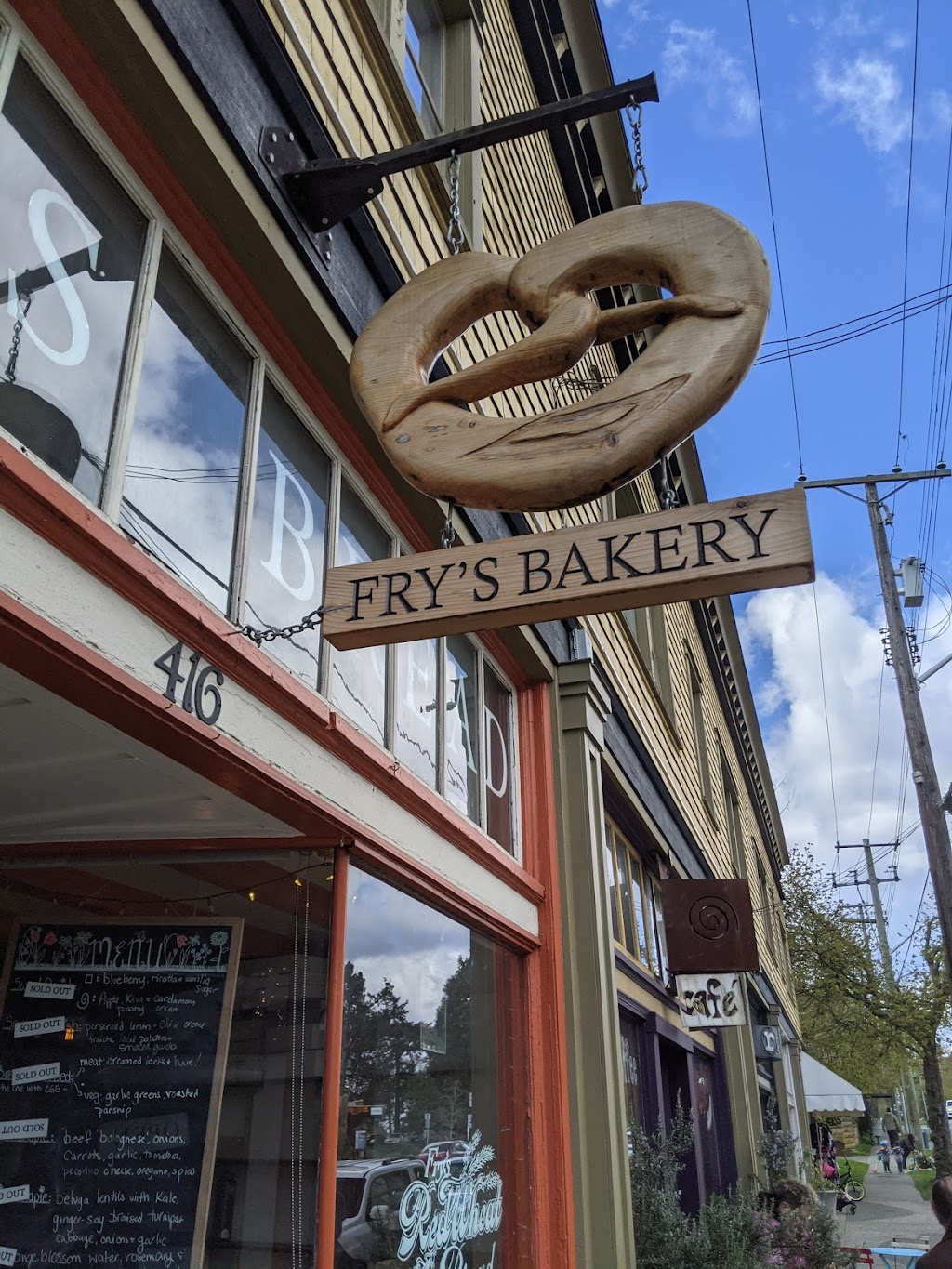 Frys Red Wheat Bread Bakery | 416 Craigflower Rd, Victoria, BC V9A 2V8, Canada | Phone: (250) 590-5727