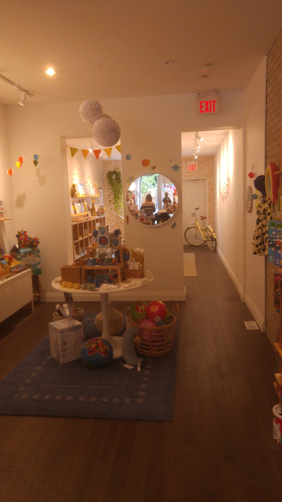 Hey Kiddo | 365 Roncesvalles Ave, Toronto, ON M6R 2M8, Canada | Phone: (416) 792-5433