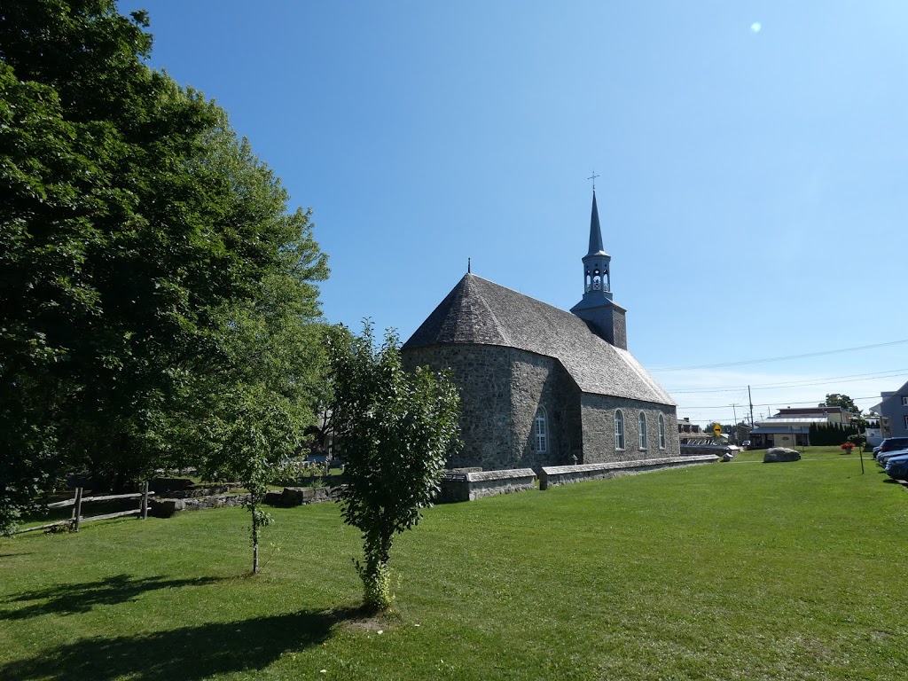 Église Saint-François | 351 Chemin Royal, Saint-François-de-lÎle-dOrléans, QC G0A 3S0, Canada | Phone: (418) 829-3100