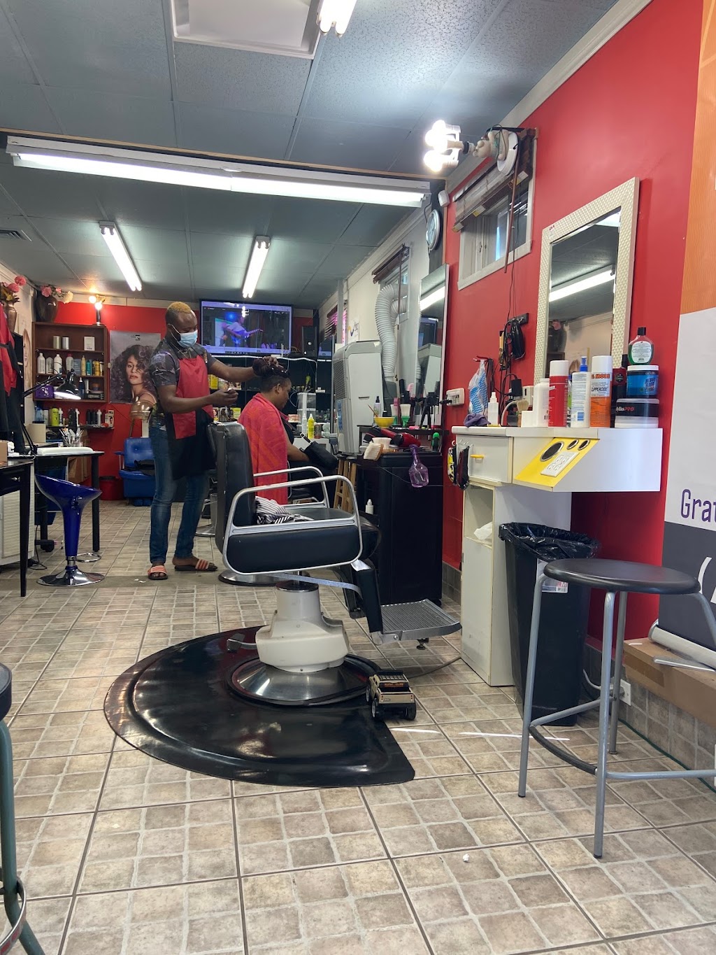 Benly Classique | 59 Rue Delisle, Lévis, QC G6V 6K1, Canada | Phone: (418) 806-3301