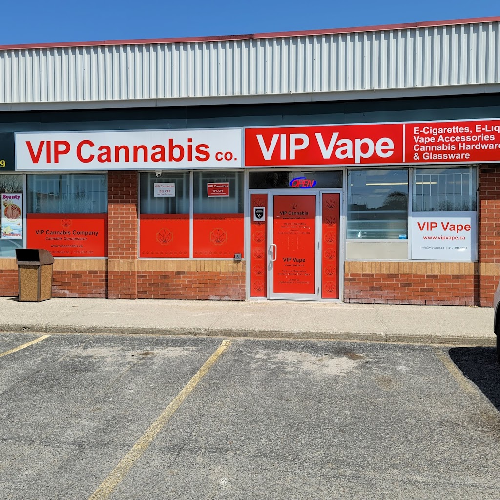 VIP Vape - Woodstock | 930 Dundas St, Woodstock, ON N4S 8X6, Canada | Phone: (519) 398-1033
