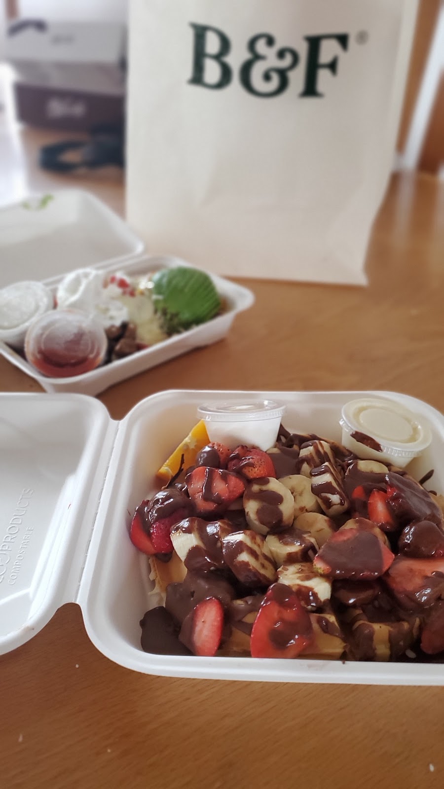 Ben & Florentine | 1599 Rue du Sud Local 101, Cowansville, QC J2K 2Z4, Canada | Phone: (450) 263-3702