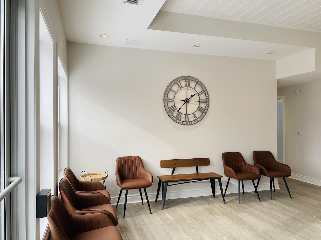 Queensville Dental | 20415 Leslie St Unit 1, East Gwillimbury, ON L0G 1R0, Canada | Phone: (289) 366-3024