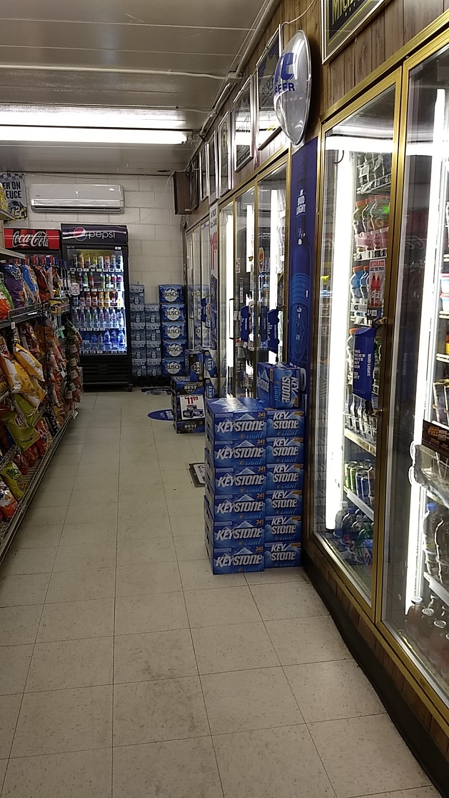 Memphis Party Store | 80183 Main St, Memphis, MI 48041, USA | Phone: (810) 392-2005