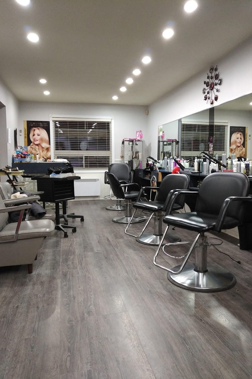 Coiffure Tizz | 3991 Bd Notre Dame, Laval, QC H7W 1S8, Canada | Phone: (450) 681-3547