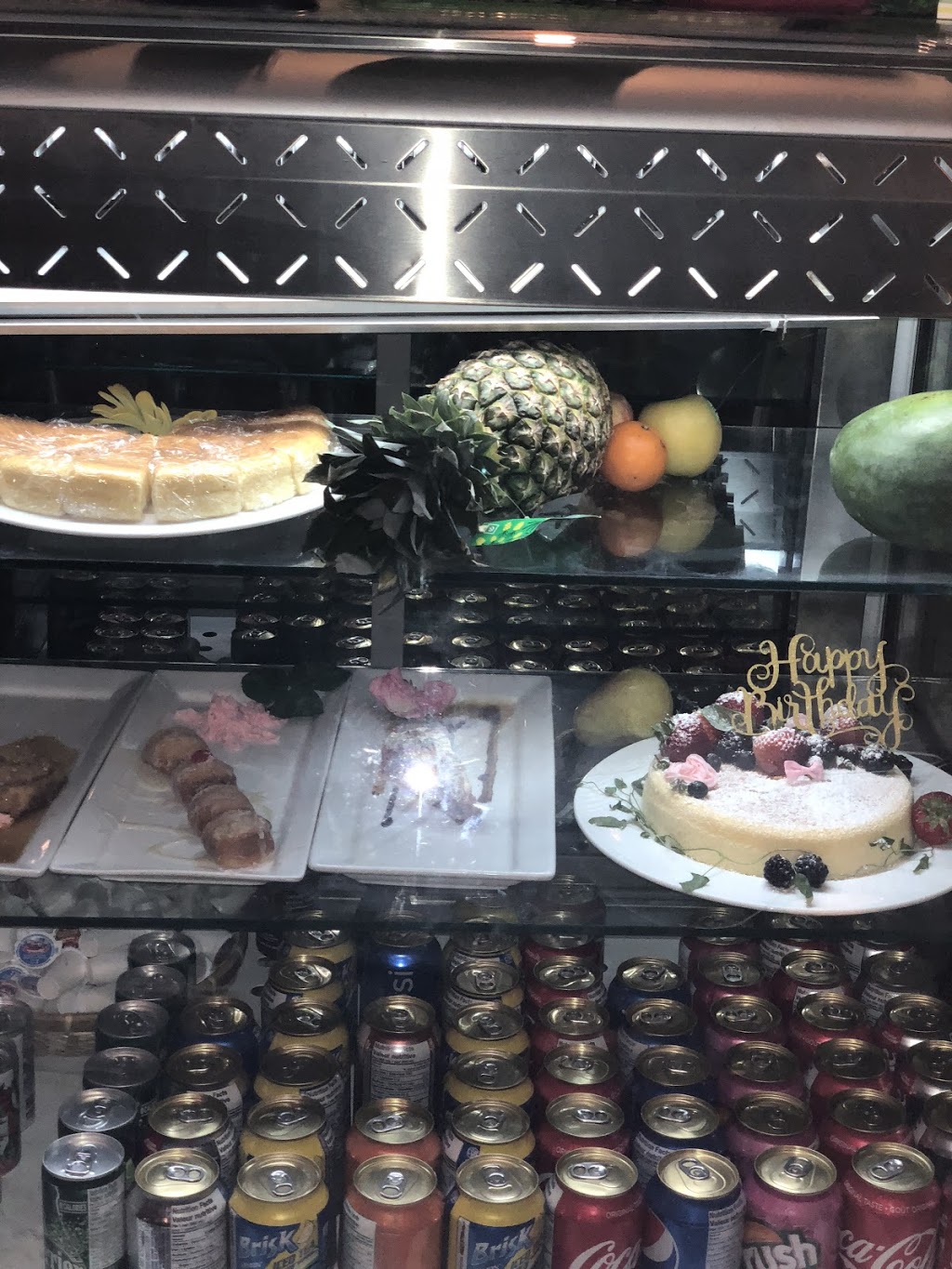 Restaurant Vien Dong | 661 Boulevard des Laurentides, Laval, QC H7G 2V8, Canada | Phone: (450) 629-1661