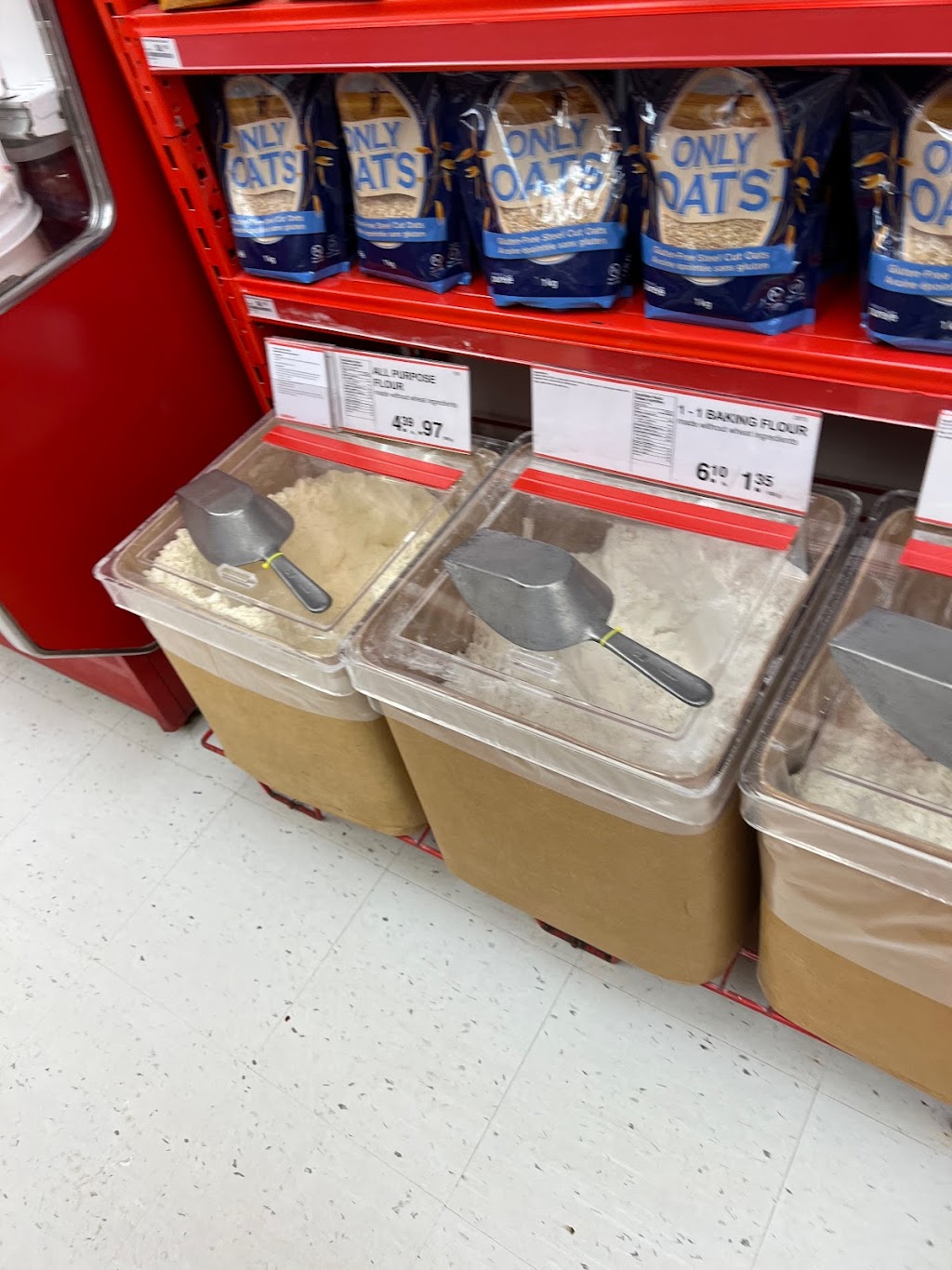 Bulk Barn | 915 Empress St, Winnipeg, MB R3G 3P8, Canada | Phone: (204) 774-3232
