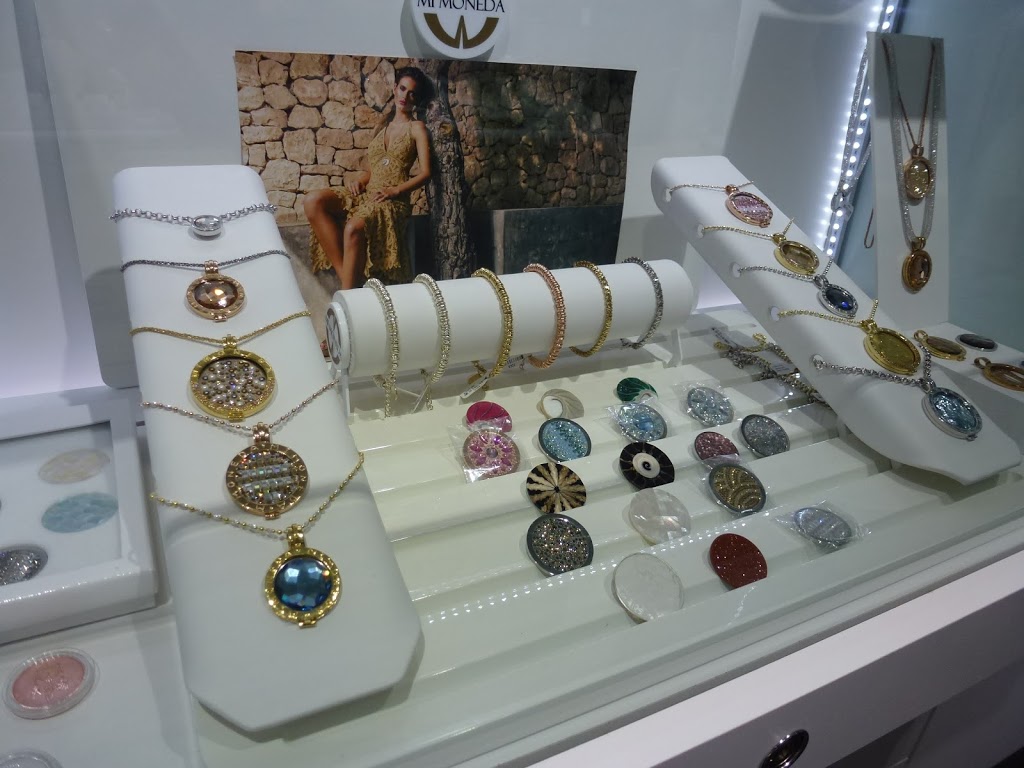 Mi Moneda Toronto at L.E. Jewellers | jewelry store | 1015 Lake Shore Blvd E, Toronto, ON M4M 1B4, Canada | 4164614494 OR +1 416-461-4494