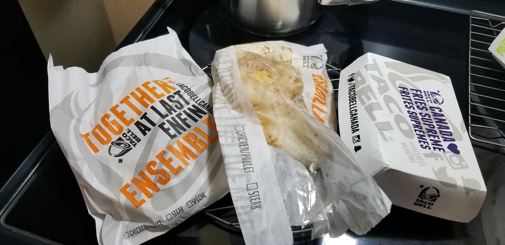 KFC | 1727 Albion Rd, Etobicoke, ON M9V 1C1, Canada | Phone: (416) 743-7486