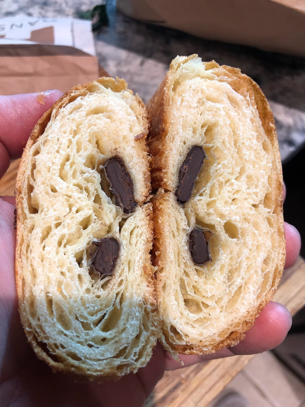 Boulangerie Le Pain Dans Les Voiles | 250 Rue St Georges, Mont-Saint-Hilaire, QC J3H 2Y1, Canada | Phone: (450) 281-0779