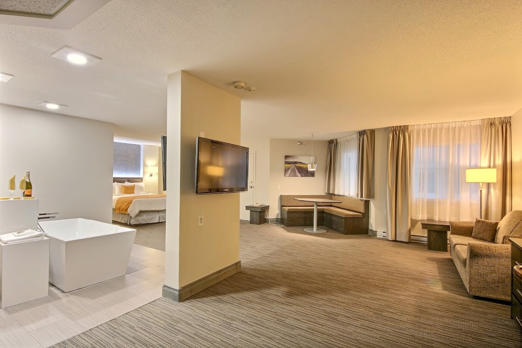 Hôtel Château Roberval | 1225 Bd Marcotte, Roberval, QC G8H 2P1, Canada | Phone: (418) 275-7511
