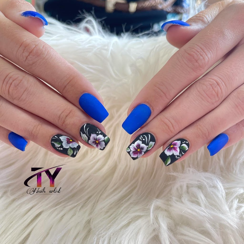 Q-Nails Century Rd. | 11 Westwind Dr Suite 215, Spruce Grove, AB T7X 0B9, Canada | Phone: (780) 962-3347