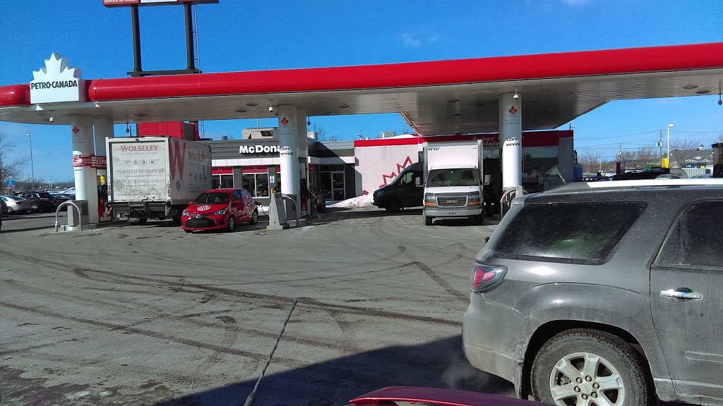 Petro-Canada | 17505 Rue Charles, Mirabel, QC J7J 0V8, Canada | Phone: (450) 979-7899