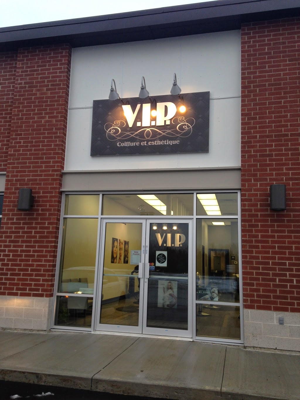 VIP coiffure et esthétique | 457 avenue Godefroy, Bécancour, QC G9H 1S3, Canada | Phone: (819) 233-3353