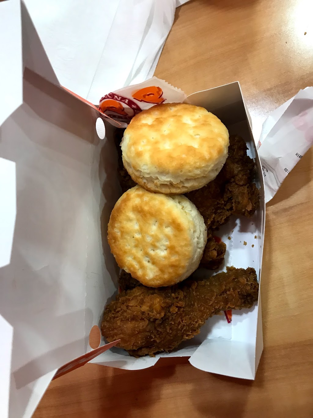 Popeyes Louisian Kitchen | 106 Front St E, Toronto, ON M5A 1E1, Canada