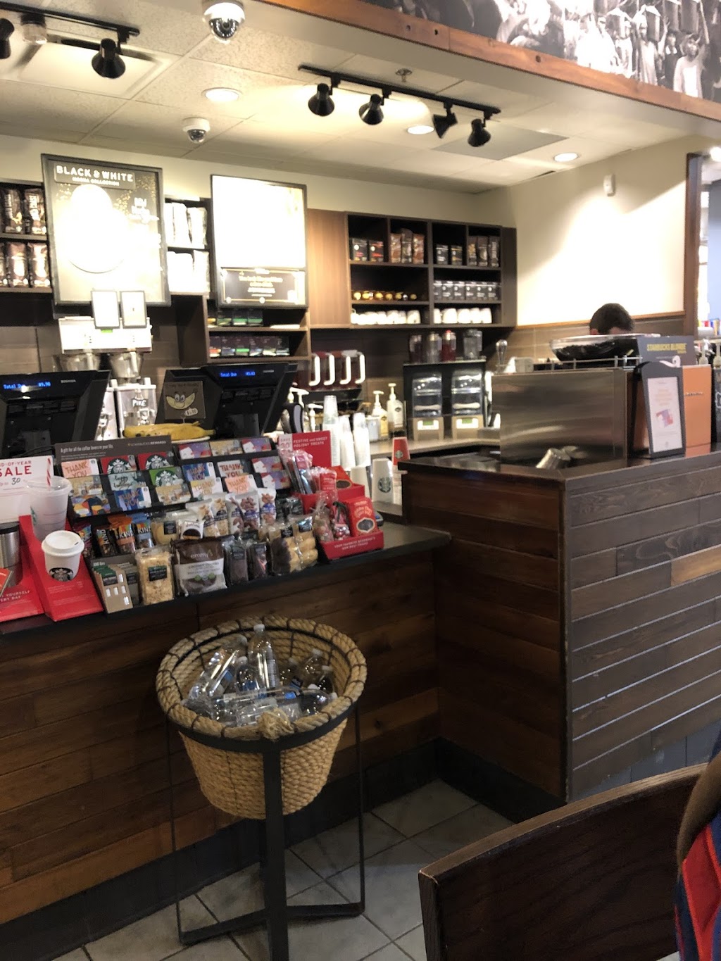 Starbucks | Power Centre, 2555 32 St NE Unit #500, Calgary, AB T1Y 7J6, Canada | Phone: (403) 219-3501