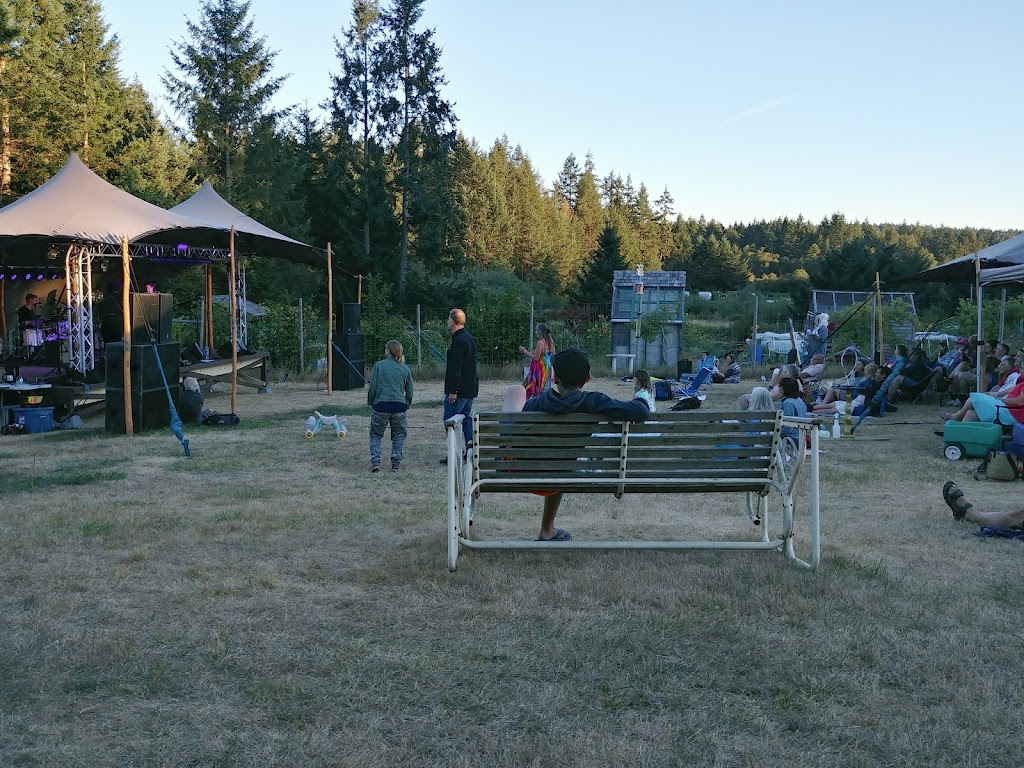 Gabriola Commons | 675 N Rd, Gabriola, BC V0R 1X3, Canada | Phone: (250) 247-9977