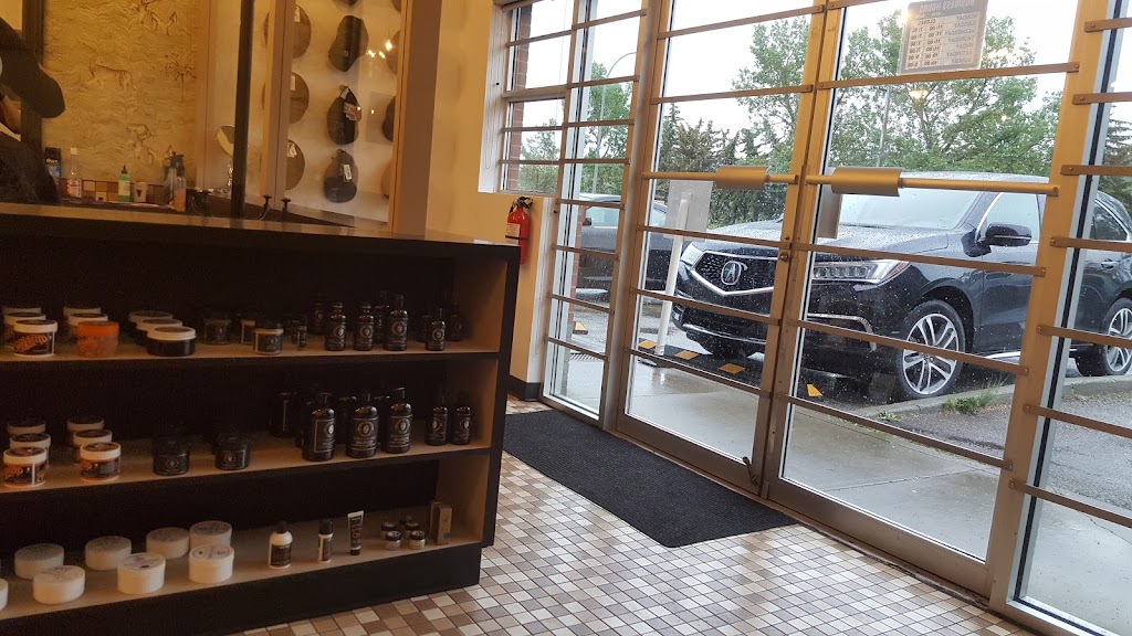 The Garrison Grooming Company | 2640 Parkdale Blvd NW, Calgary, AB T2N 3S6, Canada | Phone: (587) 349-4247