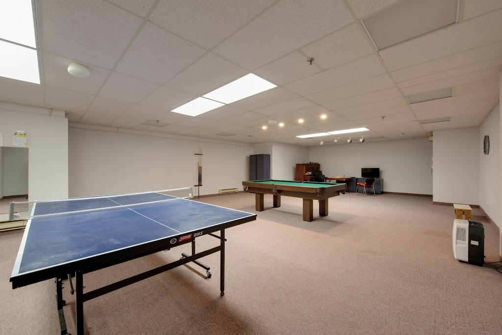 Russian Orthodox Retirement Centre | 81 Alexander Blvd, Jacksons Point, ON L0E 1L0, Canada | Phone: (905) 722-4331