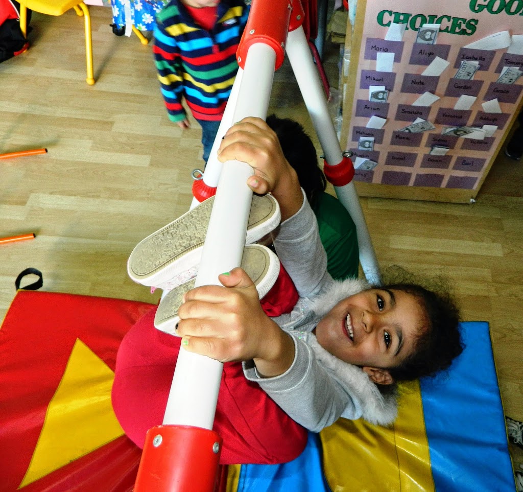 Oak Tree Childcare Centre | 163 King Rd, Richmond Hill, ON L4E 2W1, Canada | Phone: (289) 234-2700