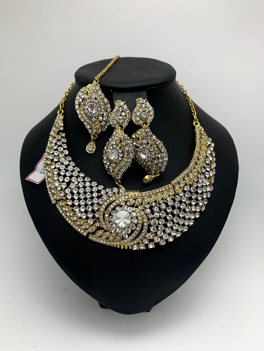 Ganga Textiles & Fashions | 3351 Markham Rd #122, Scarborough, ON M1X 0A6, Canada | Phone: (416) 907-9712