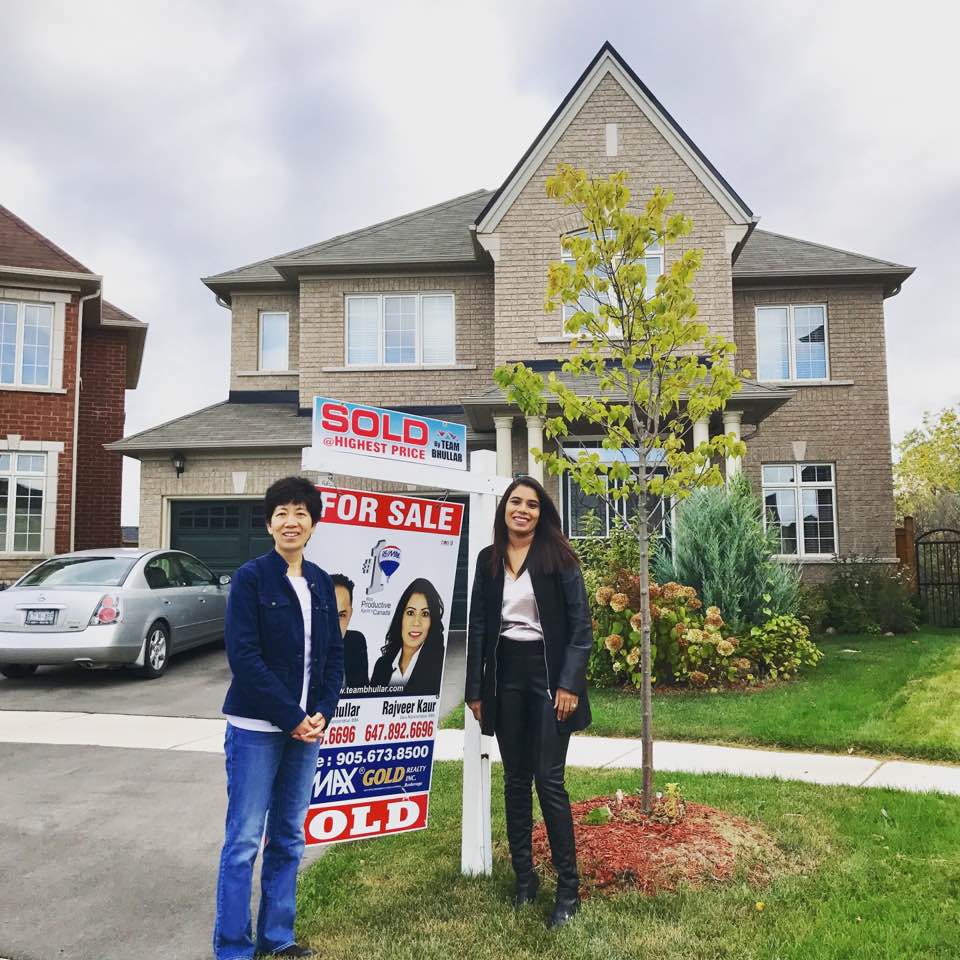 TEAM BHULLAR- RE/MAX | 12 Dufay Rd, Brampton, ON L7A 4A1, Canada | Phone: (647) 892-6696