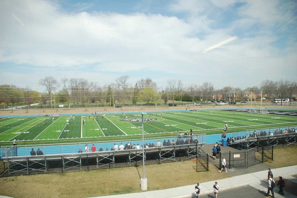 St. Thomas Aquinas Catholic Secondary School | 124 Dorval Dr, Oakville, ON L6K 2W1, Canada | Phone: (905) 842-9494