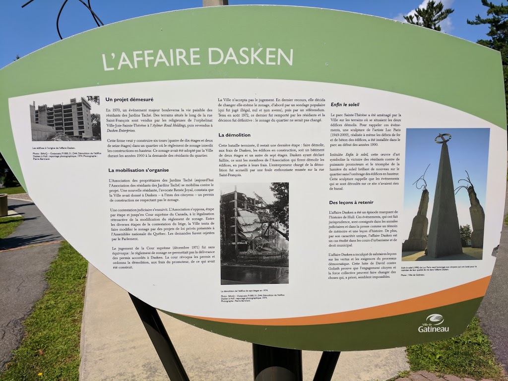 Parc Sainte-Thérèse | 113 Rue Sainte-Thérèse, Gatineau, QC J9A 2N5, Canada | Phone: (819) 503-8500