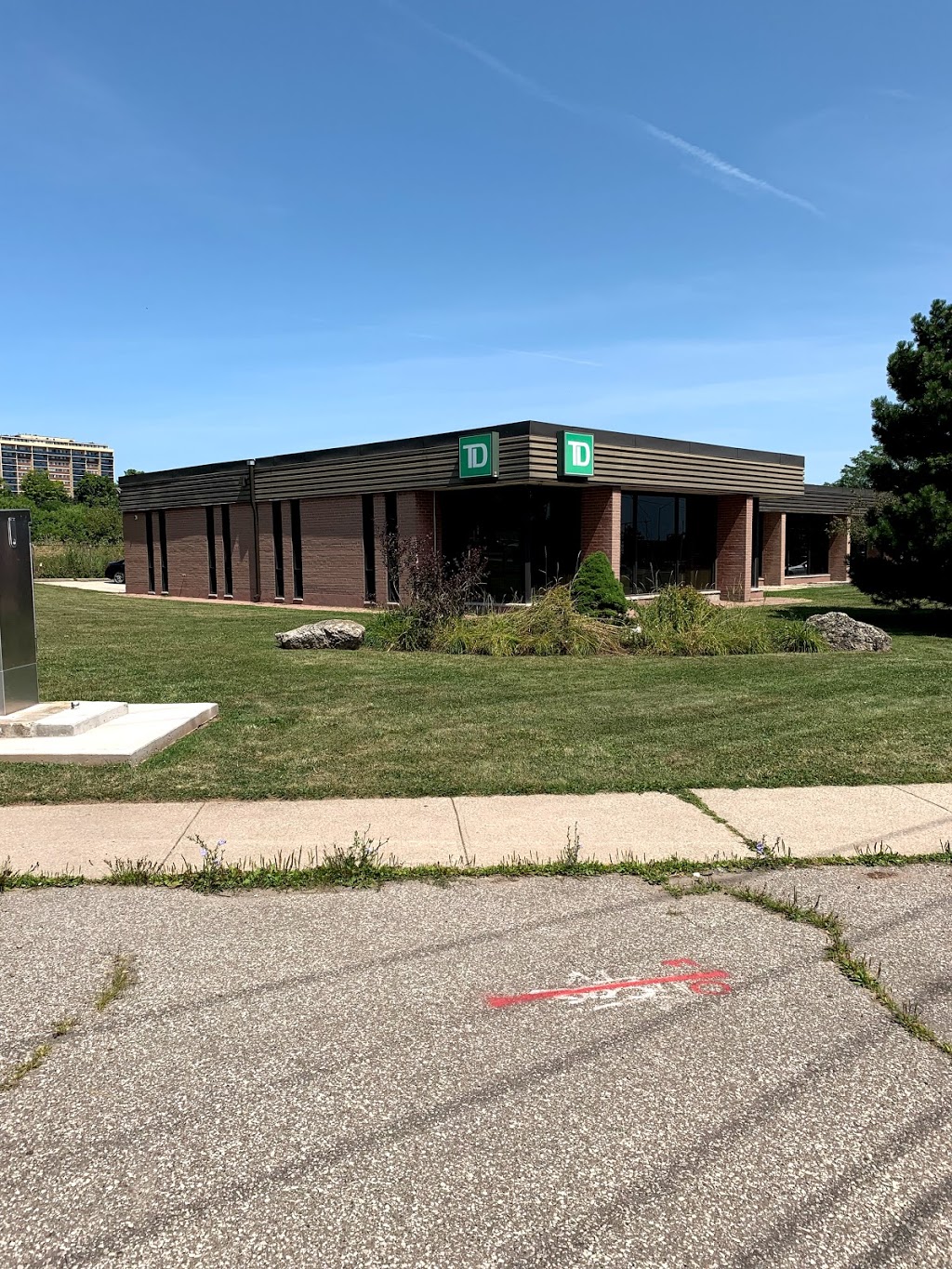 TD Canada Trust Branch and ATM | 321 Iroquois Shore Rd, Oakville, ON L6H 1M3, Canada | Phone: (905) 845-6621