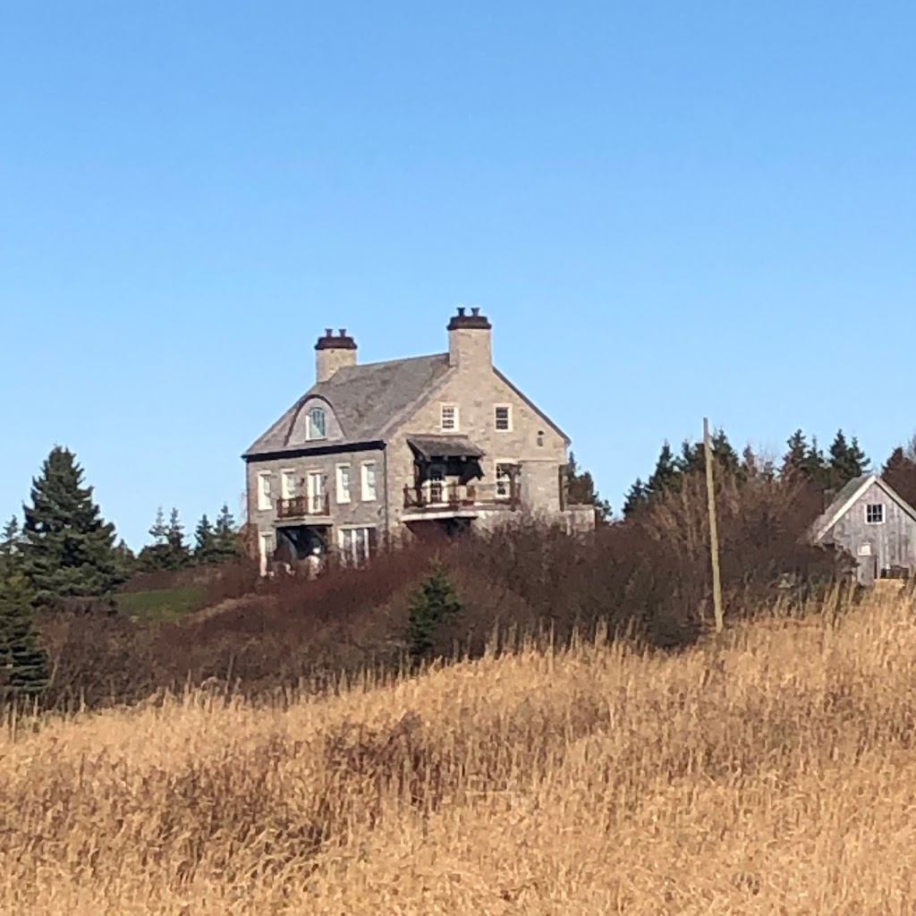 Harbour Mist | 60 Oceanview Dr, Hubbards, NS B0J 1T0, Canada | Phone: (902) 293-0044