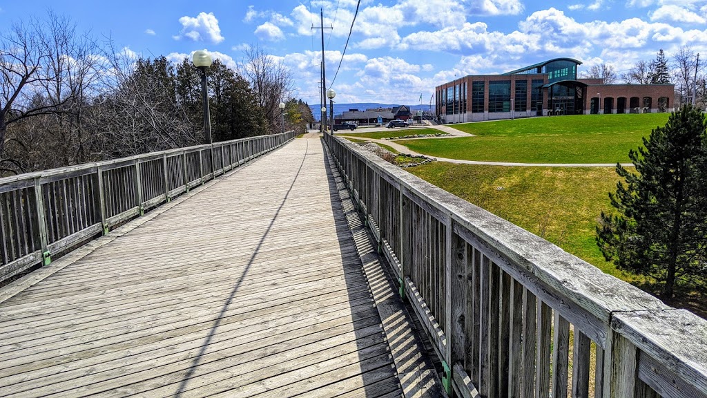 Blue Mountains Town Hall | 32 Mill St, Thornbury, ON N0H 2P0, Canada | Phone: (888) 258-6867
