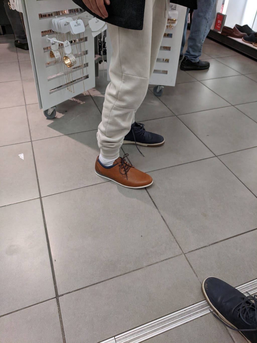 Aldo | 1 Promenade Cir B221A, Thornhill, ON L4J 4P8, Canada | Phone: (905) 889-1723