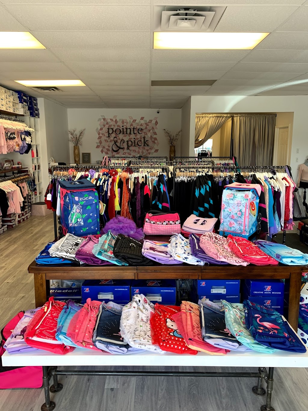 Pointe & Pick | 1615 N Routledge Park #7A, London, ON N6H 5L6, Canada | Phone: (226) 213-5152