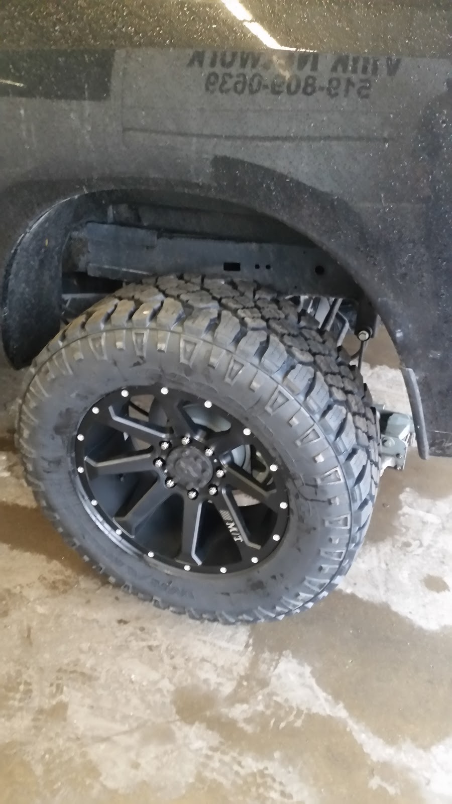 Molson Tire | 1437 Plank Rd, Sarnia, ON N7T 7H3, Canada | Phone: (519) 332-8473