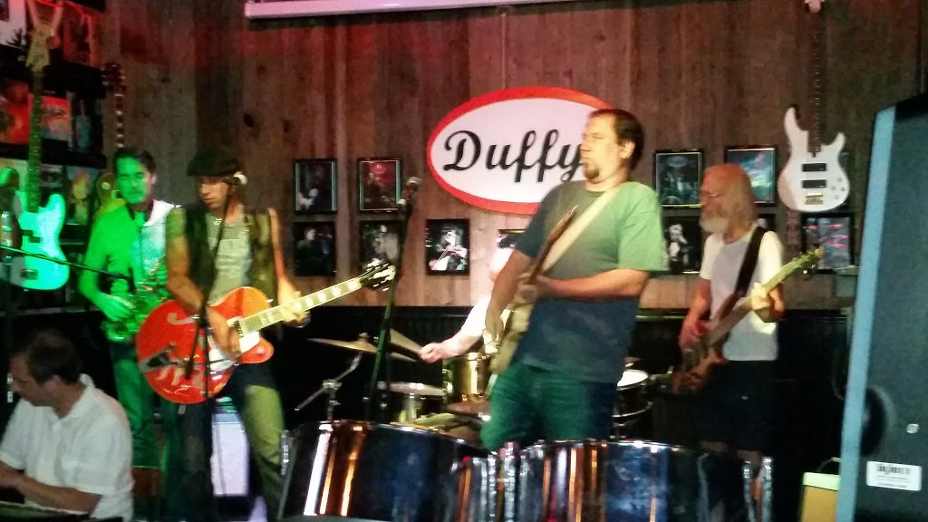 Duffys | 1060 Chemin Herron, Dorval, QC H9S 1B3, Canada | Phone: (514) 631-8962